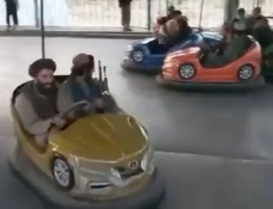 Afganistán: las imágenes más insólitas de los talibanes en su regreso al poder