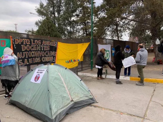 No más carpas: la mayoría de los docentes vuelven a clases hoy
