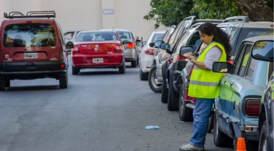 Multas de hasta 7 mil pesos a los que se escapen para no pagar estacionamiento