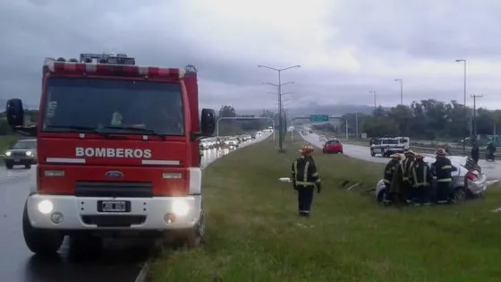 Trágico accidente: manejaba alcoholizada, derrapó, volcó y mató a su amiga