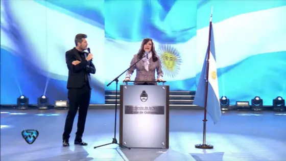 De la mano de Bossi, Cristina también pasó por ShowMatch. Video