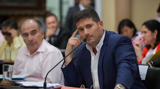 Díez Villa abandonó la Legislatura para sumarse al gobierno
