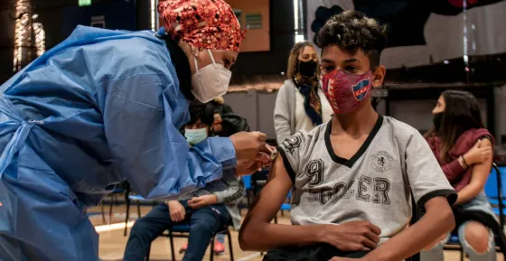 Vacunación para menores de 12 a 17 años: Desde el lunes habilitarán turnos