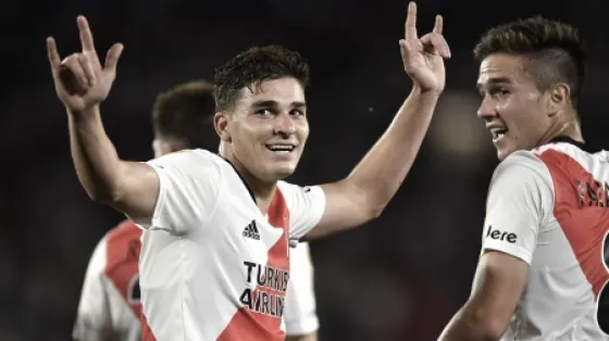 Con un póker de Julián Álvarez, el líder River goleó a Patronato en el Monumental