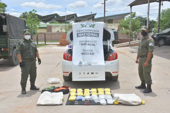 Tartagal: detienen auto con 21 kilos de cocaína ocultos en el baúl