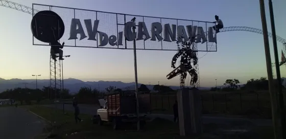 Dos jovenes corrían picadas y murieron tras un terrible choque