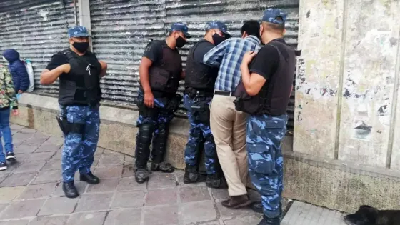 VIDEO: Degenerado filmaba a nenas en el centro de Salta