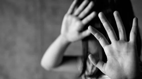 Dejó encerrada a su bebé y se fue por dos días: la menor falleció