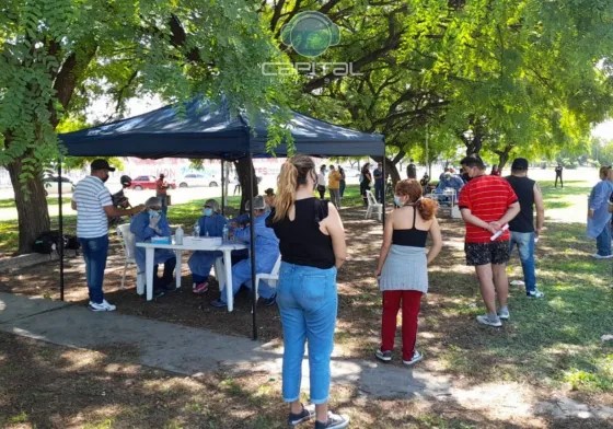 Cientos de salteños hacen fila para testearse en el estadio Martearena
