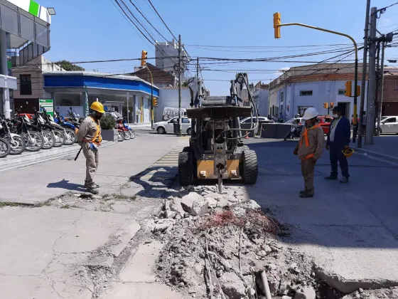 Cortes por obras de bacheo en avenida Jujuy