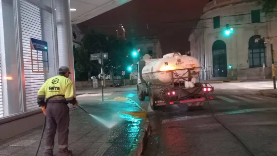 La Municipalidad continúa con la desinfección en la vía pública