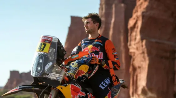 Kevin Benavides fue segundo en la etapa 9 y llega al quinto lugar en la general del Dakar