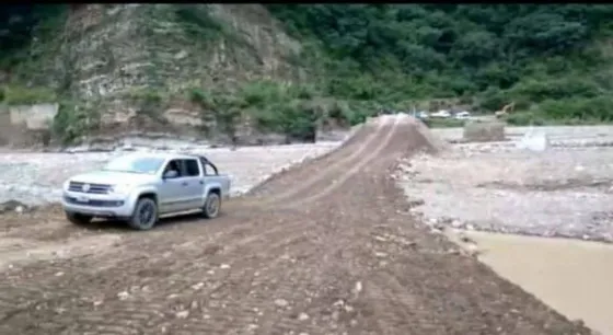 Los Toldos dejó de estar aislado: se habilitó el puente Bailey