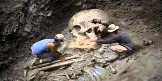 Gigantes : el Secreto Revelado. Video