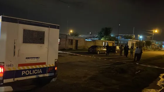 Apuñalaron a un policía tras intervenir en la pelea de una pareja