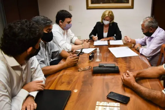 Frida Fonseca dijo que el acuerdo con los municipales fue "superador"