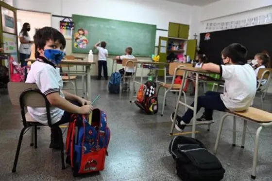 Buscan implementar una hora más de clases: qué pasará en Salta