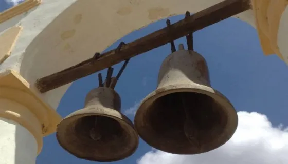 Ni la iglesia se salva: se robaron la campana en Villa Los Sauces