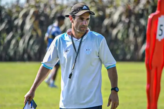 Crónica de una renuncia anunciada: Ever Demaldé dejó de ser el DT de Gimnasia