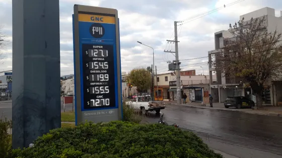La nafta subió de nuevo en Salta y llenar el tanque se hace cada vez más difícil