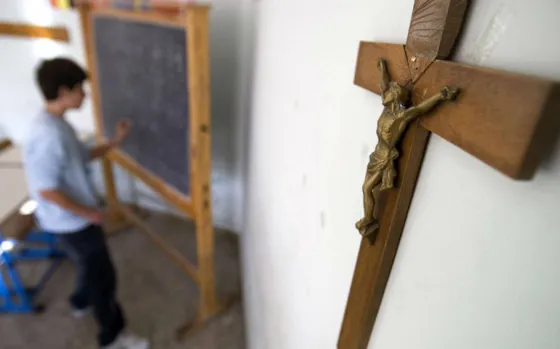 "Poner imagenes religiosas en edificios estatales es un acto discriminatorio"