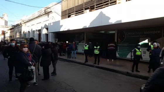 Evacuaron el IPS por un cortocircuito y tuvieron que asistir los bomberos