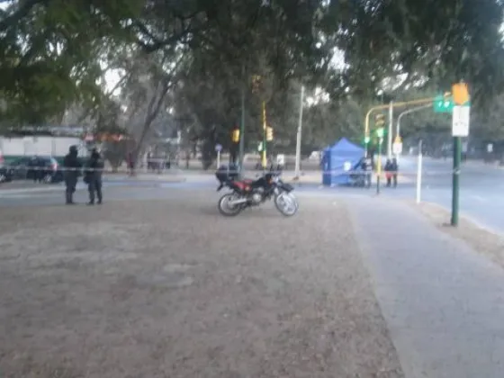 Muerte de un motociclista en el Parque San Martín: Se investiga el accidente