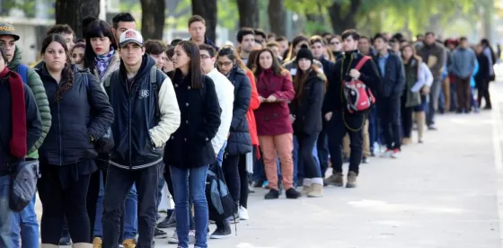 Massa adelantó que el índice de desempleo bajó al 6,7%