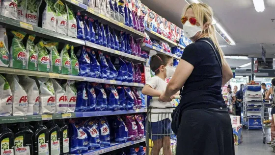 Una familia necesitó más de $111 mil pesos para no ser pobre