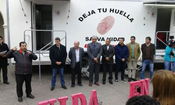 Presentación de la Unidad Móvil para colecta de sangre