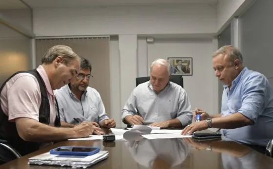 El Gobierno y los docentes acordaron un incremento salarial del 35,5% hasta abril