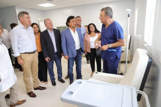 Gustavo Sáenz inauguró el Centro Modular Sanitario de Orán