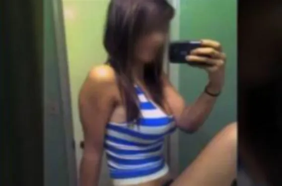 ¿Por qué nunca debes enviar tus fotos de desnudos por WhatsApp?