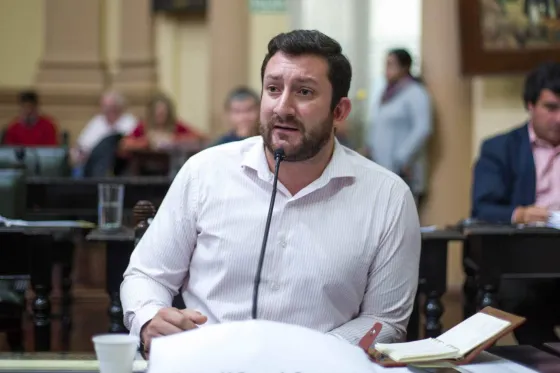 Mizzau: “En el PV si no estás de acuerdo con el presidente te borran”