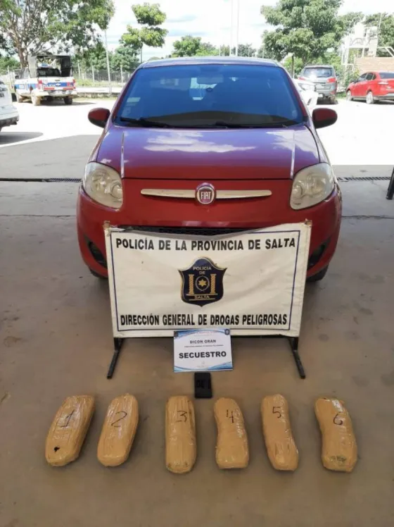 Secuestraron un cargamento de marihuana en un control vehicular