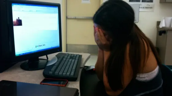 La sedujo por Facebook, la secuestró y la violó