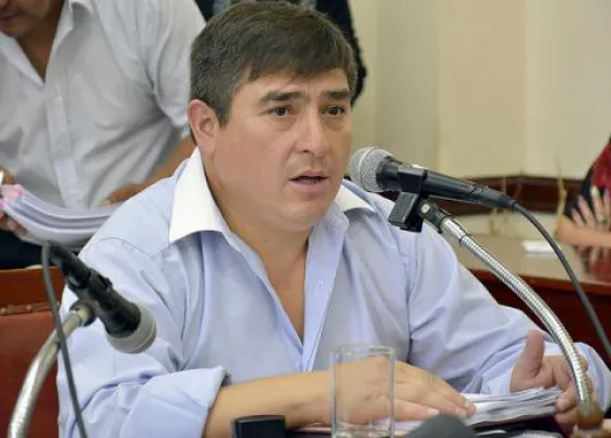 Angel Ortiz va por un lugar en el Concejo: "Hay que simplificar la habilitación de los negocios"