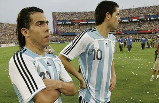 Tévez mató a Riquelme: "Afuera de la cancha deja mucho que desear"
