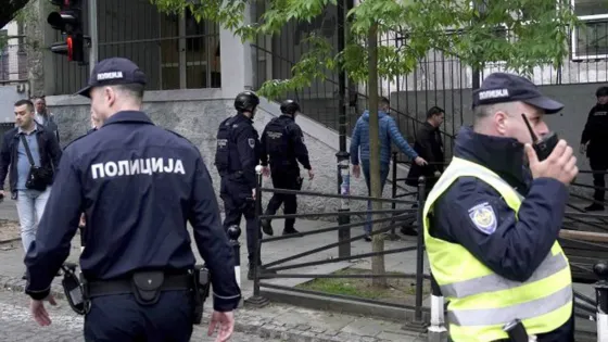 Un alumno mató a nueve personas en una escuela de Serbia