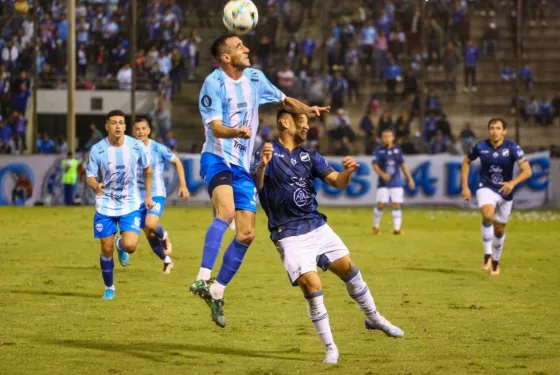 Sin diferencias: Juventud y Gimnasia igualaron sin goles