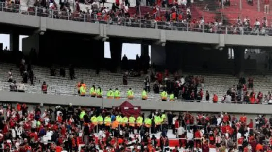 Qué dice la resolución que amplió la clausura de la tribuna Sívori alta del Monumental