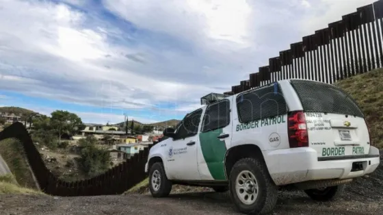 Trump anunciará hoy la construcción del muro con México