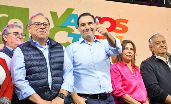 Elecciones legislativas: amplio triunfo del frente oficialista ECO