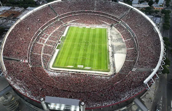 La Conmebol sancionó a River con una multa y la clausura parcial una tribuna