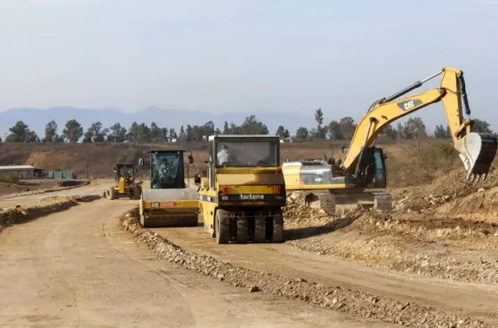 Avanza la construcción de la vía de circulación entre Grand Bourg y circunvalación Oeste