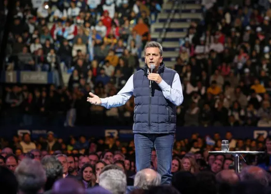 Massa cerrará su campaña electoral en el Teatro Argentino de La Plata