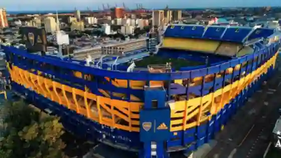 Boca presentó un proyecto en la Legislatura porteña para ampliar La Bombonera