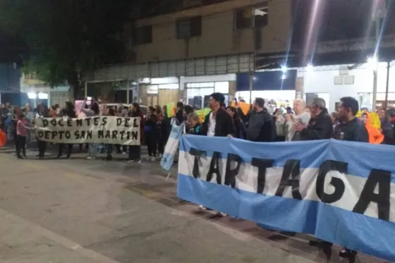 Tartagalenses marcharon para que aceleren las obras de agua