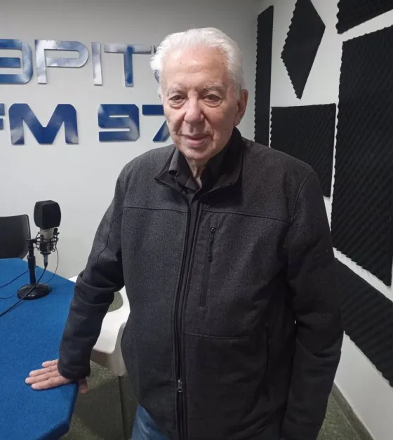 Jorge Altamira: "Yo no voy a votar al FITU, vive en una pelea”