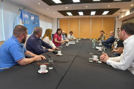 Marcha atrás con las licencias obligadas en Refinor